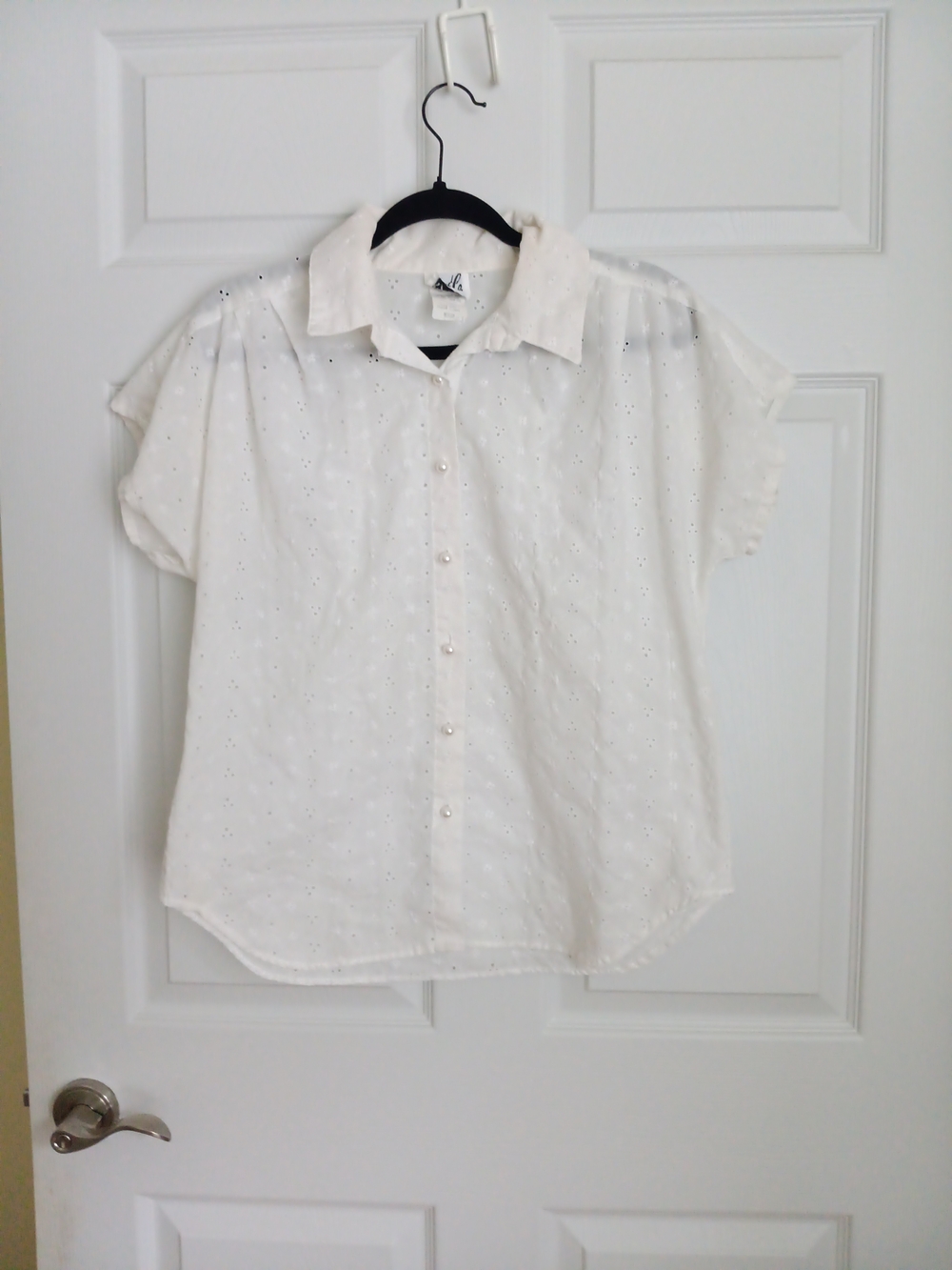 Vintage Tap & Co. White Eyelet Lace Button Up Blouse Size Medium
